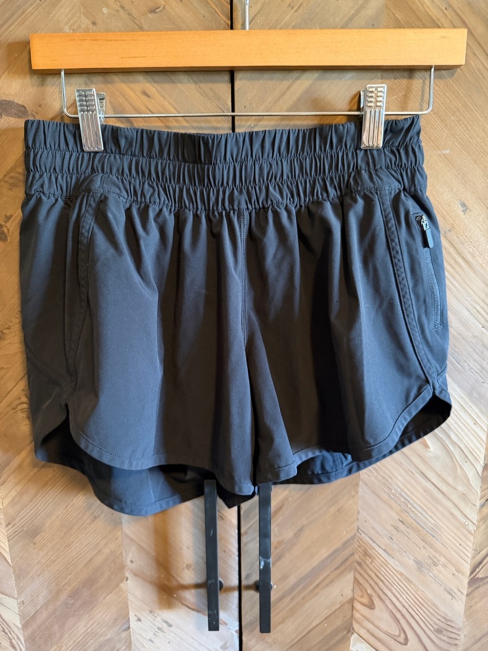 Lulu tracker 4in Women's Black Athletic Running Shorts - Lightweight Comfort